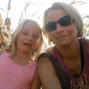 Meet your Posher, Stacy